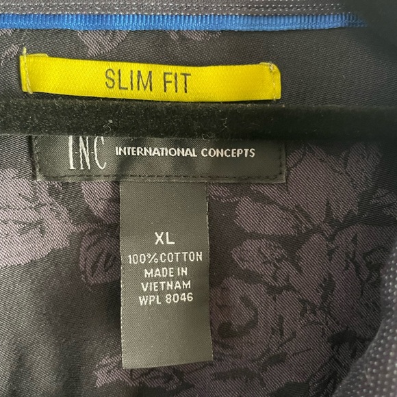 Men’s button down - Picture 3 of 3